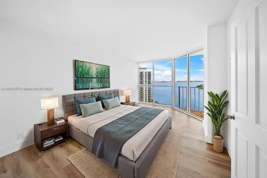 For Sale: $524,000 (2 beds, 2 baths, 1030 Square Feet)