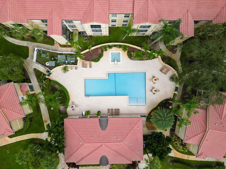 En Venta: $249,000 (1 camas, 1 baños, 950 Pies cuadrados)