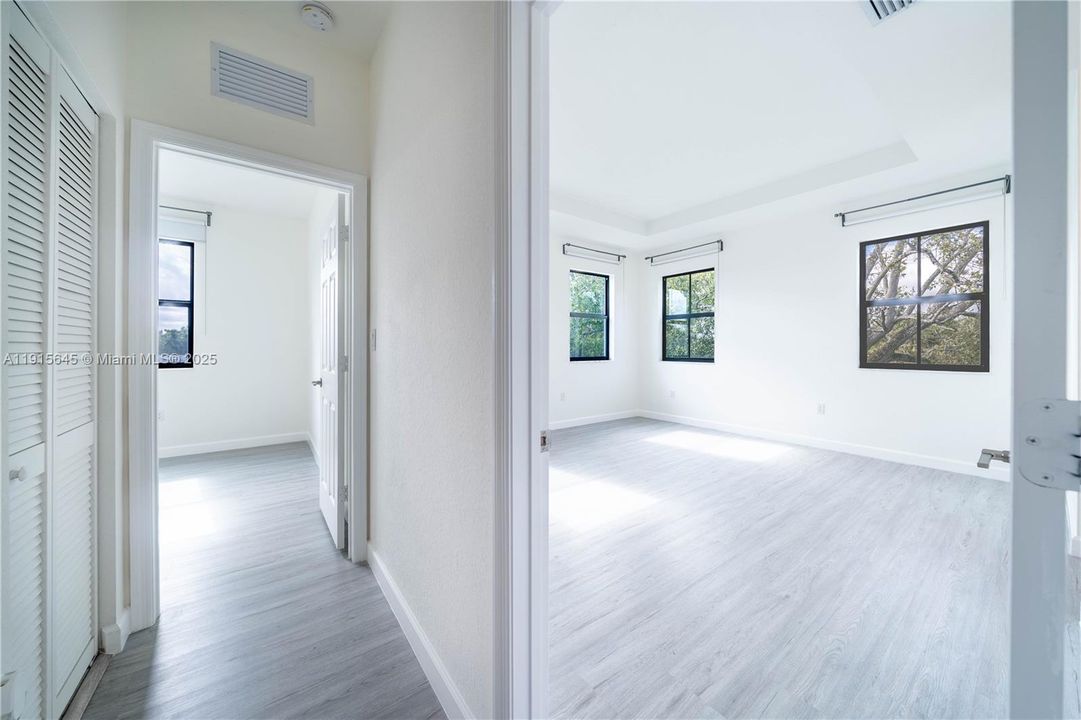 En Venta: $555,000 (3 camas, 2 baños, 1586 Pies cuadrados)