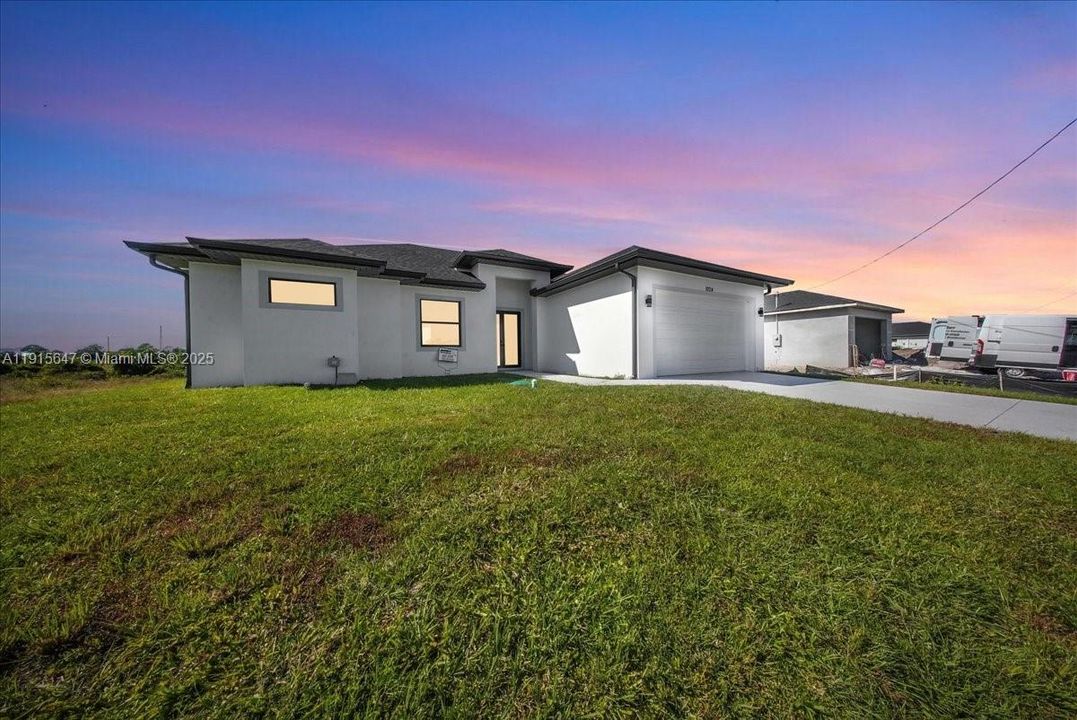 For Sale: $335,000 (3 beds, 2 baths, 1513 Square Feet)