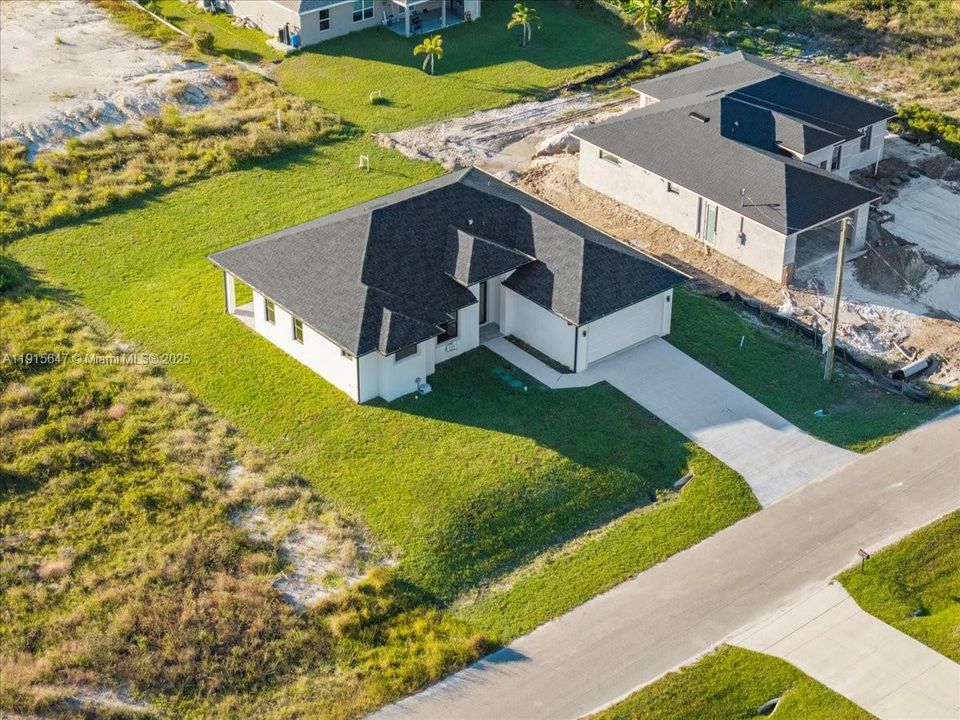 For Sale: $335,000 (3 beds, 2 baths, 1513 Square Feet)