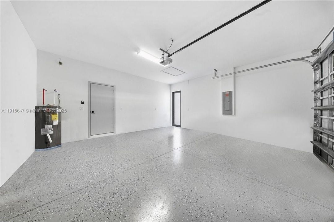 For Sale: $335,000 (3 beds, 2 baths, 1513 Square Feet)