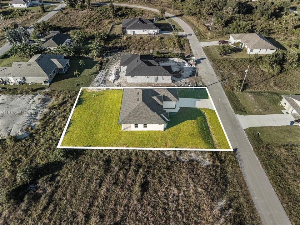 For Sale: $335,000 (3 beds, 2 baths, 1513 Square Feet)