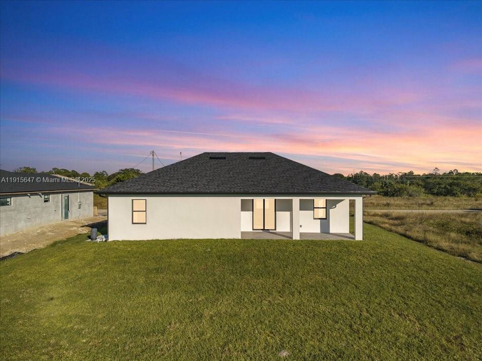 For Sale: $335,000 (3 beds, 2 baths, 1513 Square Feet)