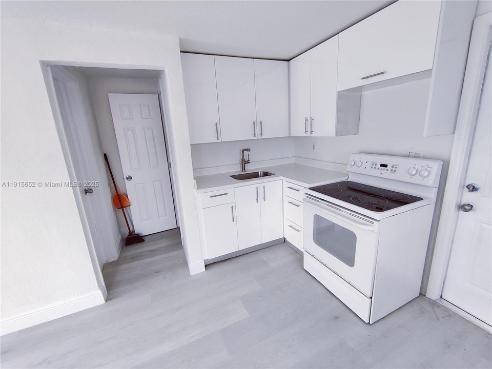 For Sale: $645,000 (0 beds, 0 baths, 1172 Square Feet)