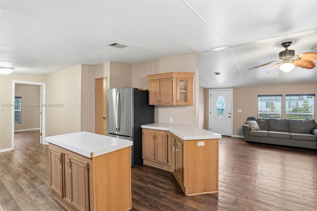 For Sale: $319,900 (3 beds, 2 baths, 0 Square Feet)