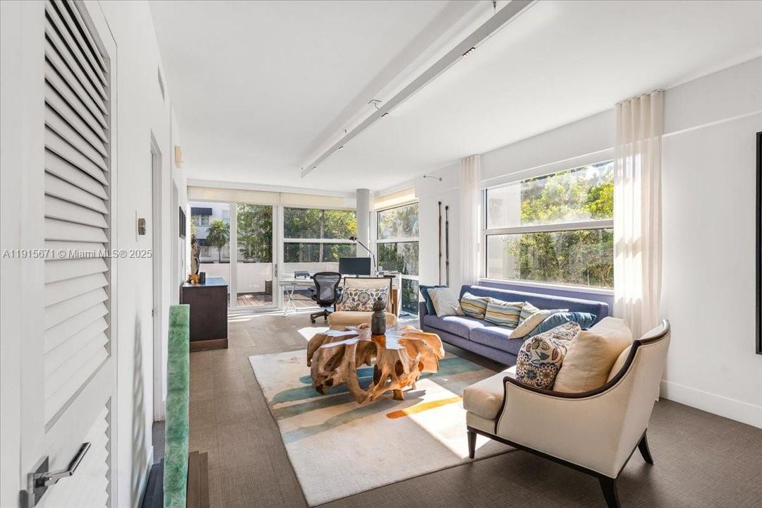 На продажу: $1,899,000 (2 спален, 2 ванн, 2496 Квадратных фут)