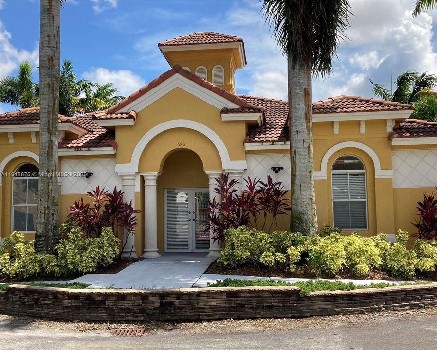 В аренду: $2,200 (3 спален, 3 ванн, 1378 Квадратных фут)