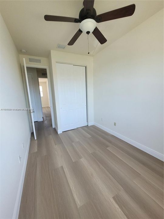 В аренду: $3,100 (3 спален, 2 ванн, 1316 Квадратных фут)