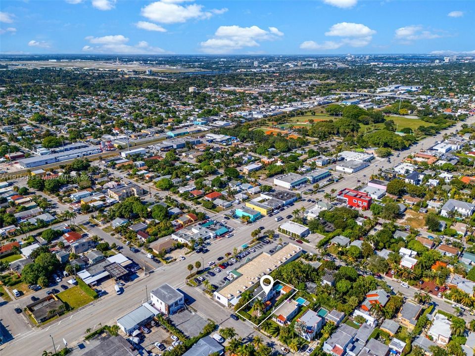 For Sale: $2,345,000 (3 beds, 2 baths, 1967 Square Feet)