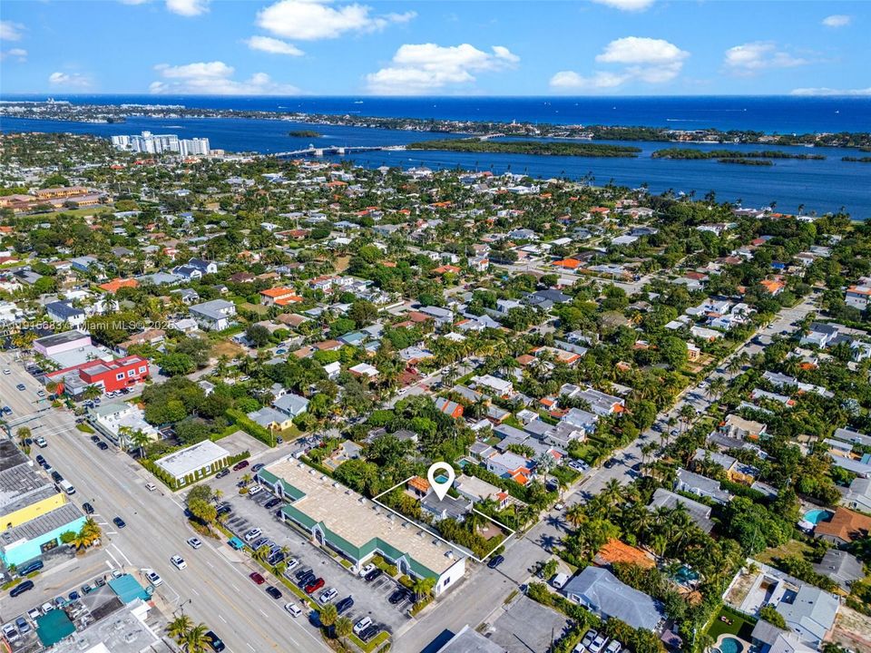For Sale: $2,345,000 (3 beds, 2 baths, 1967 Square Feet)