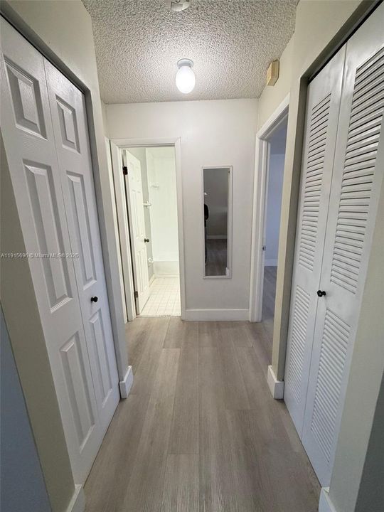 For Rent: $2,200 (2 beds, 2 baths, 990 Square Feet)