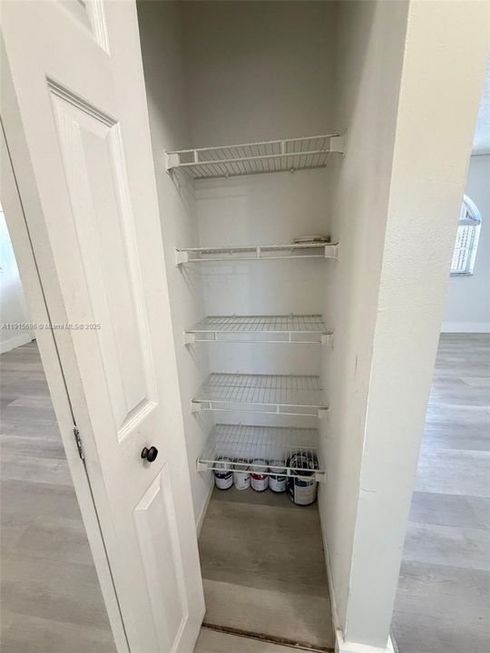 For Rent: $2,200 (2 beds, 2 baths, 990 Square Feet)