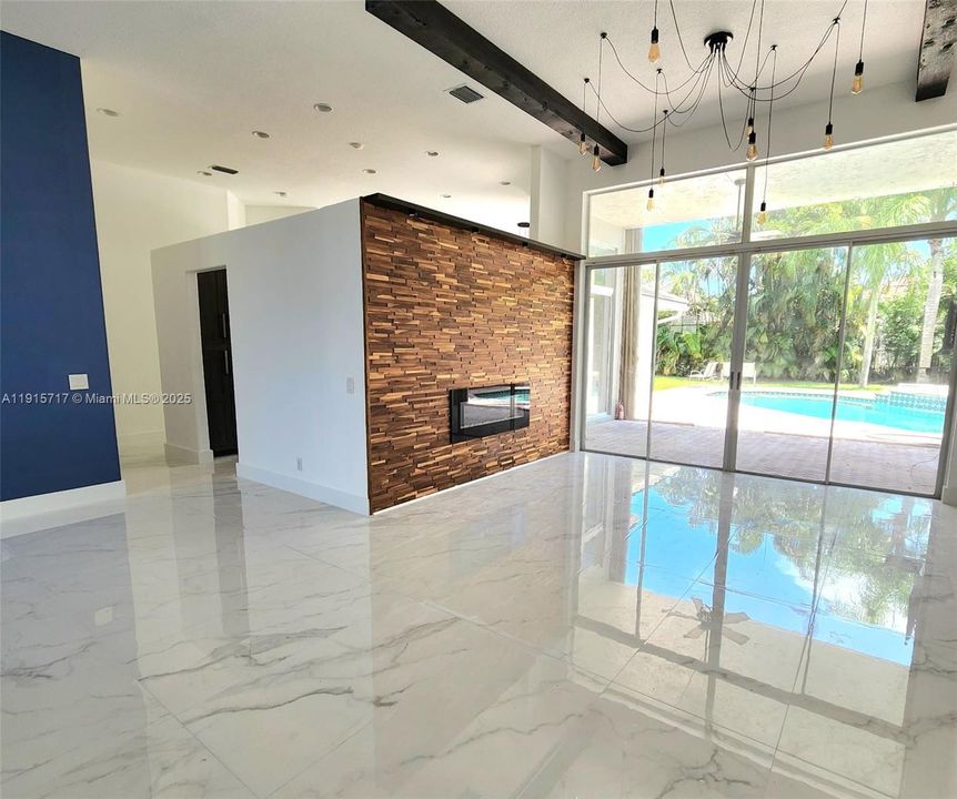 На продажу: $1,110,000 (5 спален, 3 ванн, 2574 Квадратных фут)