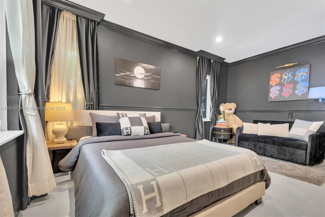 For Sale: $1,580,000 (4 beds, 2 baths, 2010 Square Feet)