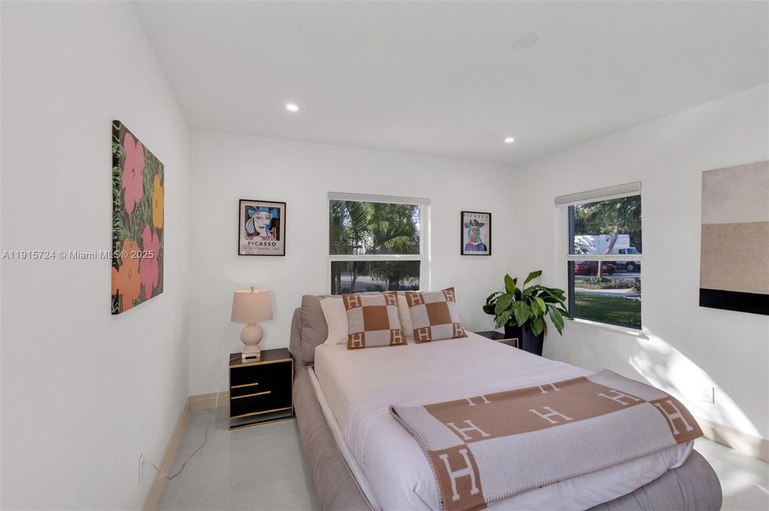 For Sale: $1,580,000 (4 beds, 2 baths, 2010 Square Feet)