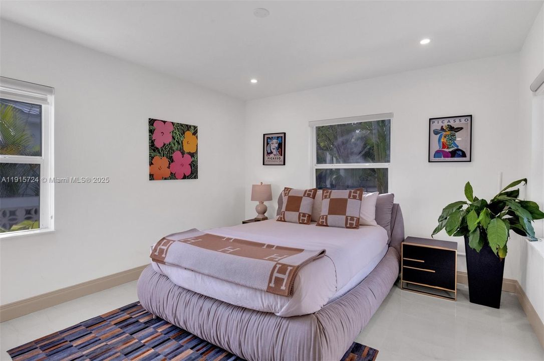 For Sale: $1,580,000 (4 beds, 2 baths, 2010 Square Feet)