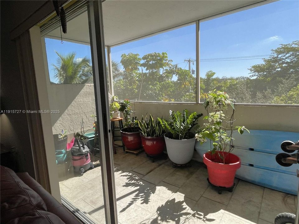 На продажу: $375,000 (3 спален, 2 ванн, 1336 Квадратных фут)