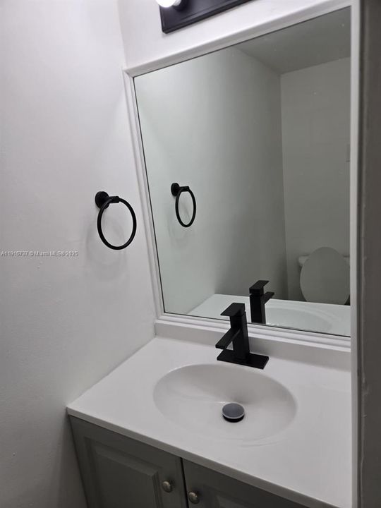 En Venta: $249,900 (2 camas, 1 baños, 885 Pies cuadrados)