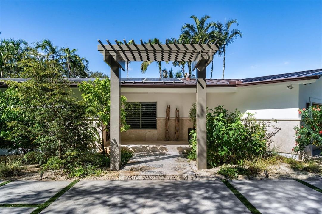 For Sale: $4,000,000 (4 beds, 4 baths, 3191 Square Feet)