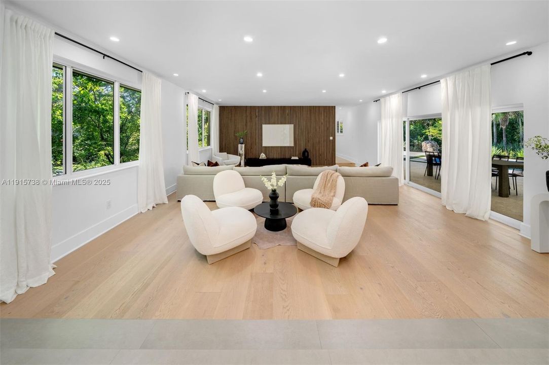 For Sale: $4,000,000 (4 beds, 4 baths, 3191 Square Feet)