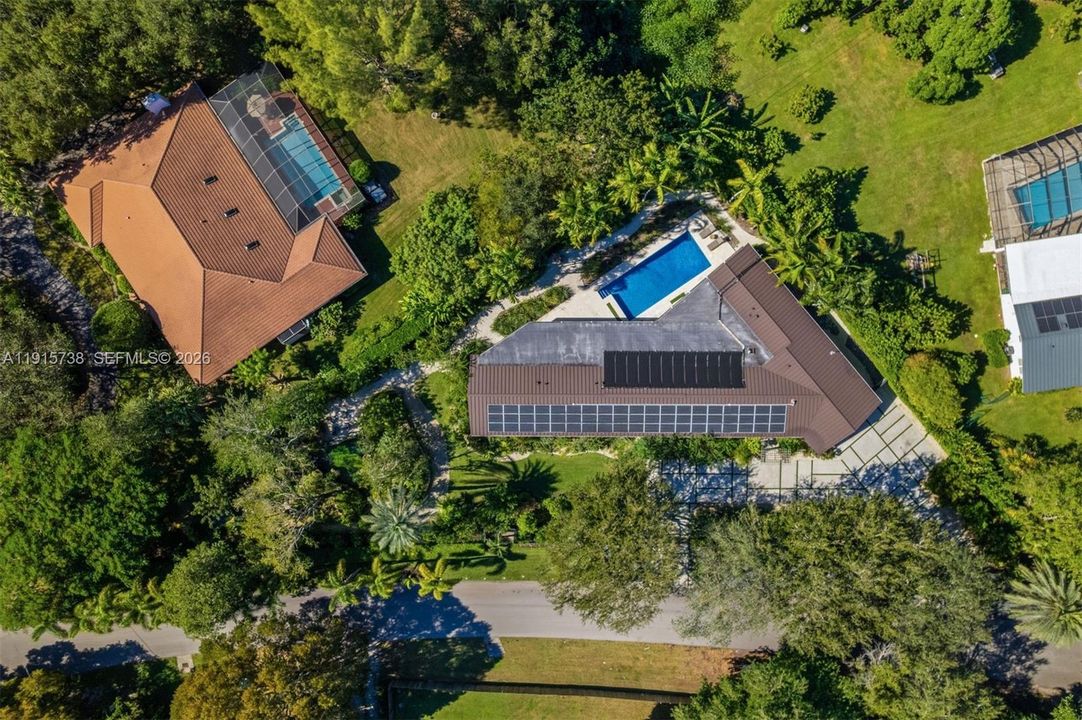 For Sale: $3,600,000 (4 beds, 4 baths, 3191 Square Feet)