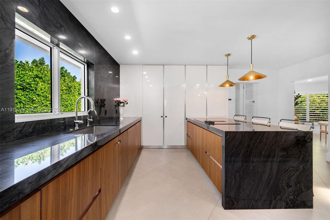 For Sale: $4,000,000 (4 beds, 4 baths, 3191 Square Feet)