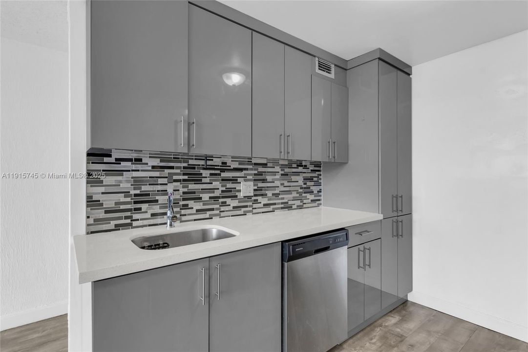 For Sale: $284,500 (2 beds, 1 baths, 0 Square Feet)