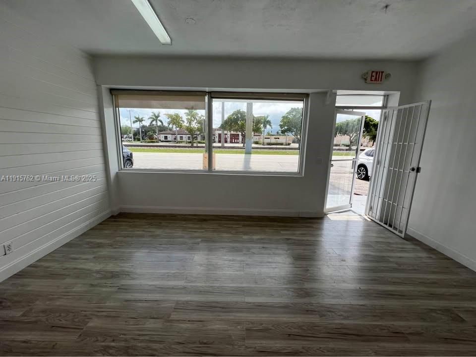 出租: $3,750 (0 贝兹, 0 浴室, 0 平方英尺)