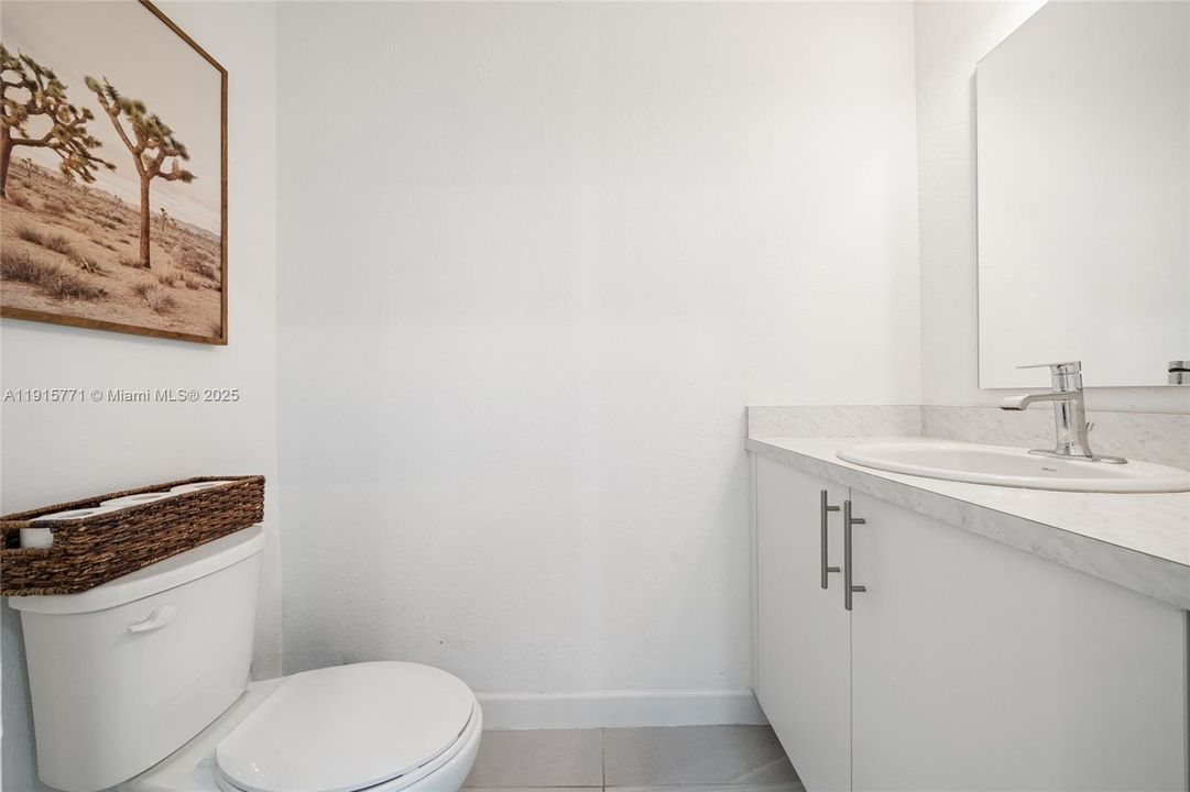 For Sale: $340,000 (3 beds, 2 baths, 1464 Square Feet)