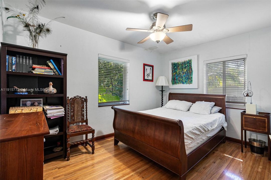 Active With Contract: $999,500 (3 beds, 2 baths, 1515 Square Feet)