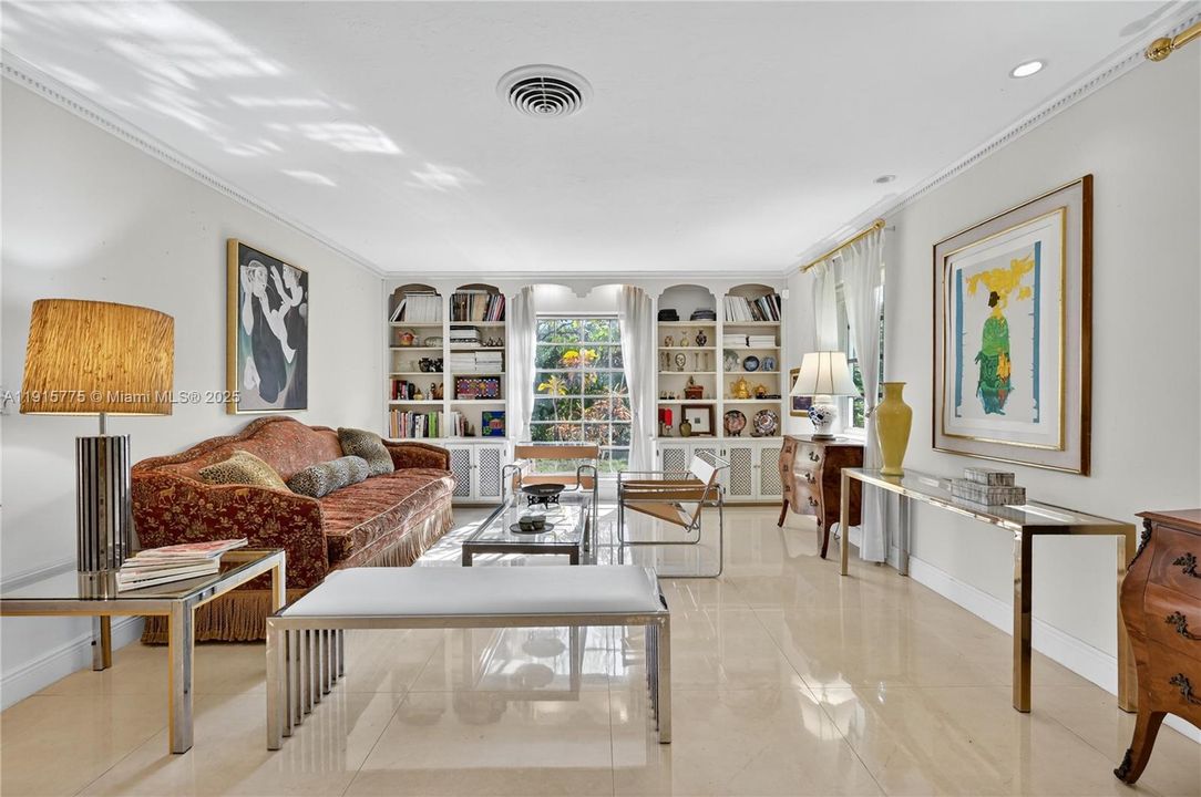 В аренду: $7,000 (4 спален, 3 ванн, 2384 Квадратных фут)