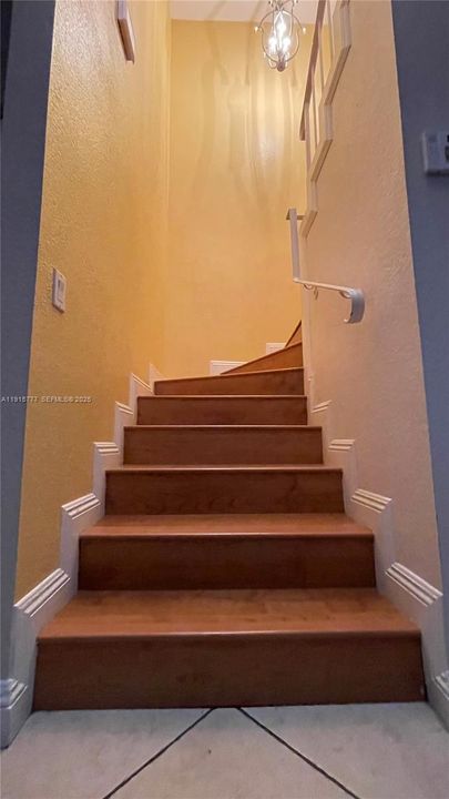 For Rent: $3,199 (3 beds, 2 baths, 1472 Square Feet)