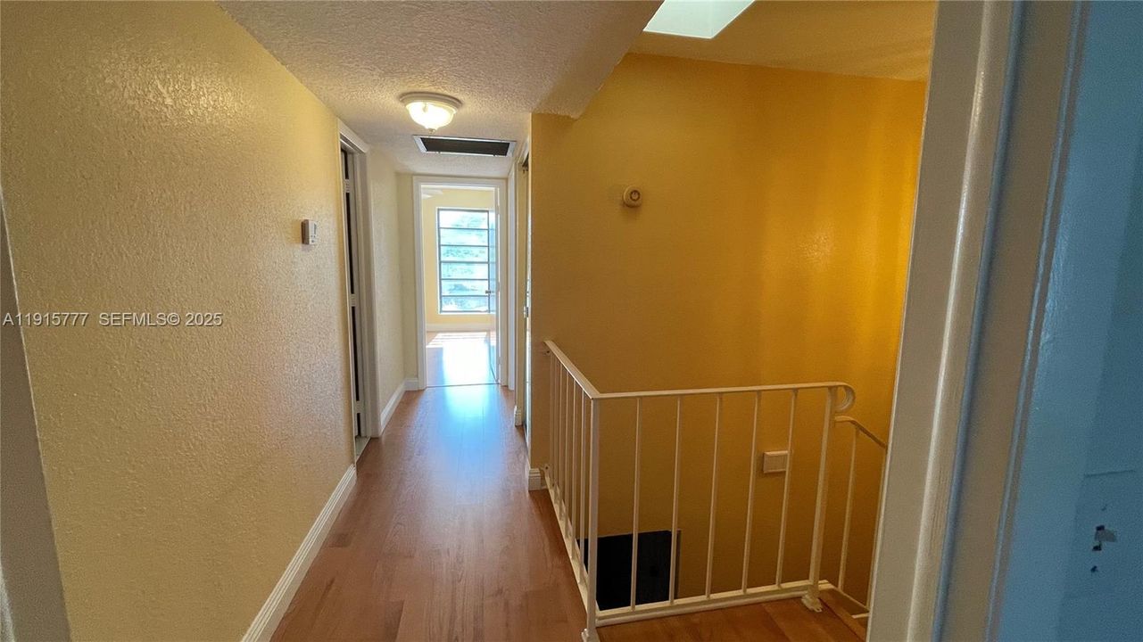 For Rent: $3,199 (3 beds, 2 baths, 1472 Square Feet)