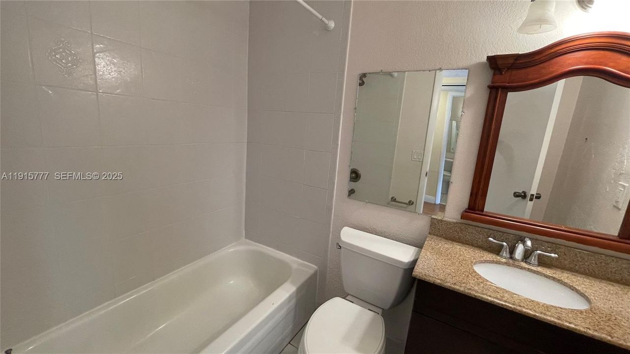 For Rent: $3,199 (3 beds, 2 baths, 1472 Square Feet)