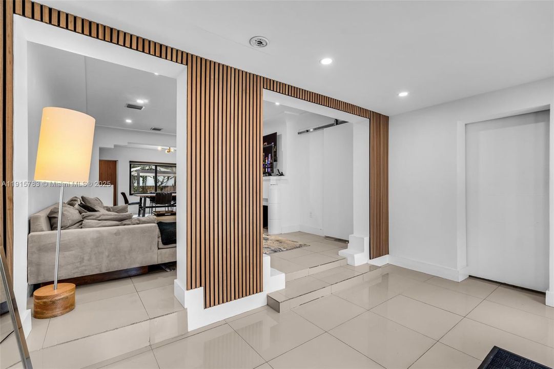 For Sale: $1,395,000 (4 beds, 3 baths, 2140 Square Feet)