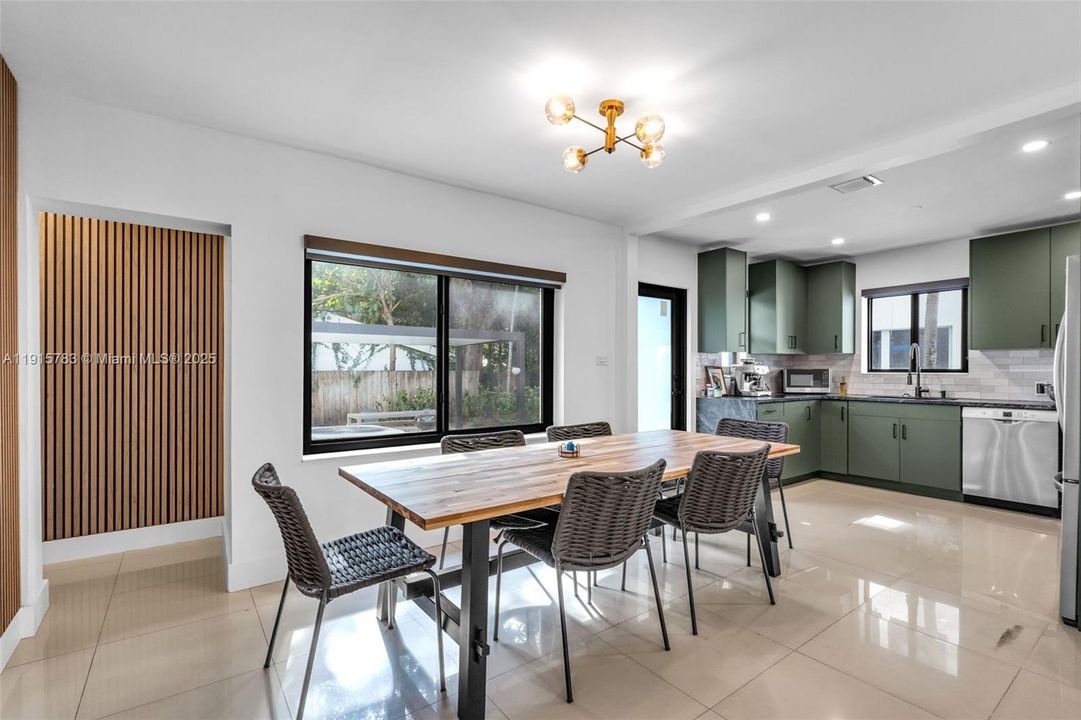 For Sale: $1,395,000 (4 beds, 3 baths, 2140 Square Feet)