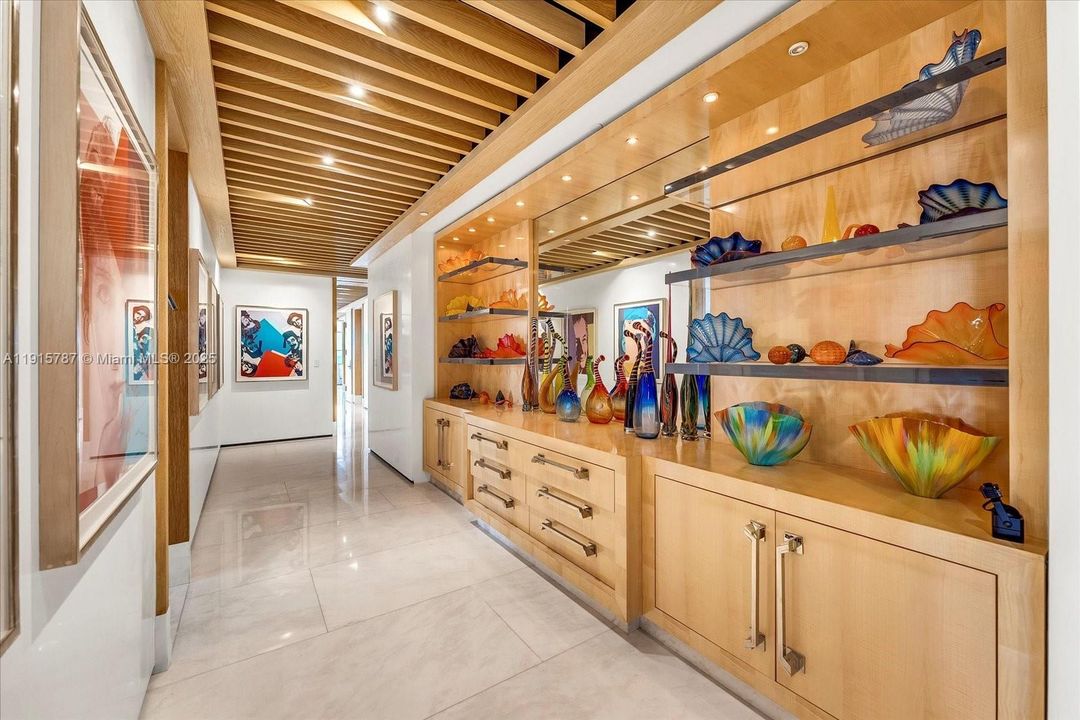 For Sale: $33,900,000 (4 beds, 4 baths, 9600 Square Feet)