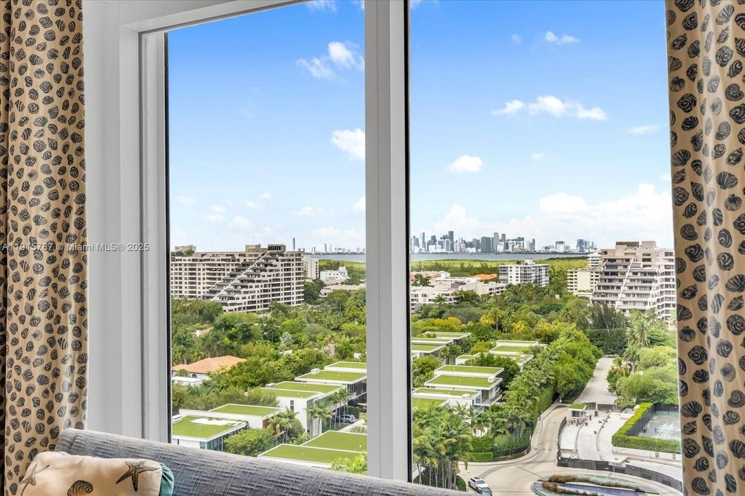 For Sale: $33,900,000 (4 beds, 4 baths, 9600 Square Feet)