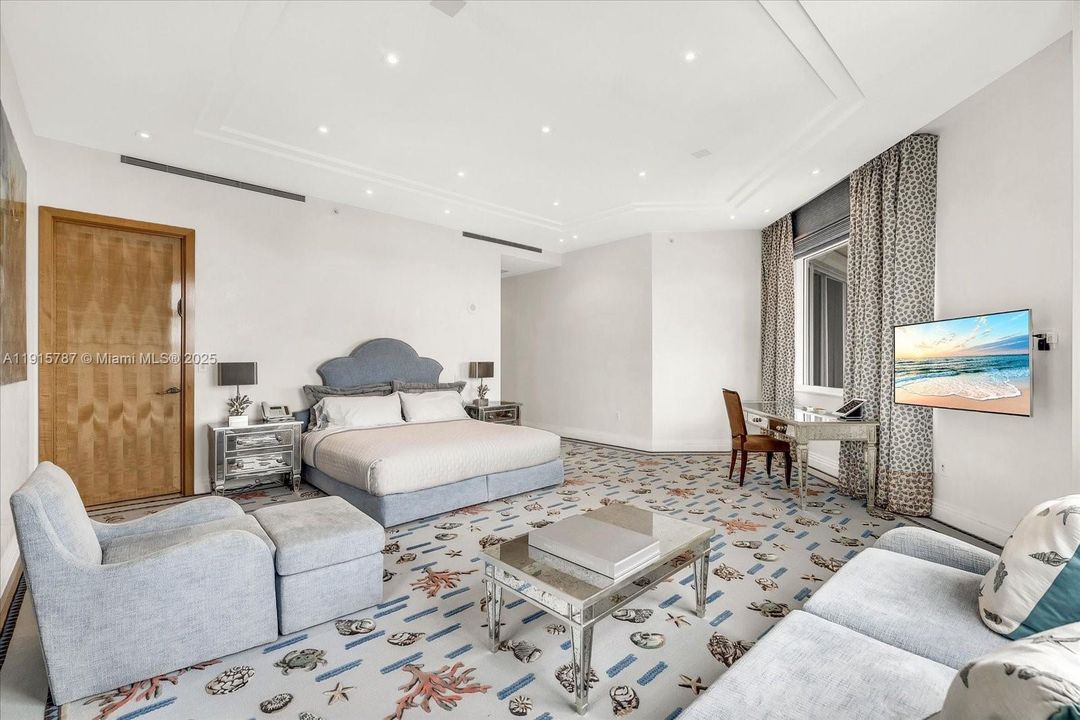 For Sale: $33,900,000 (4 beds, 4 baths, 9600 Square Feet)