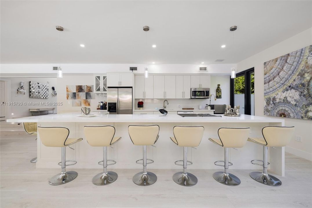 待售: $3,690,000 (5 贝兹, 4 浴室, 4675 平方英尺)