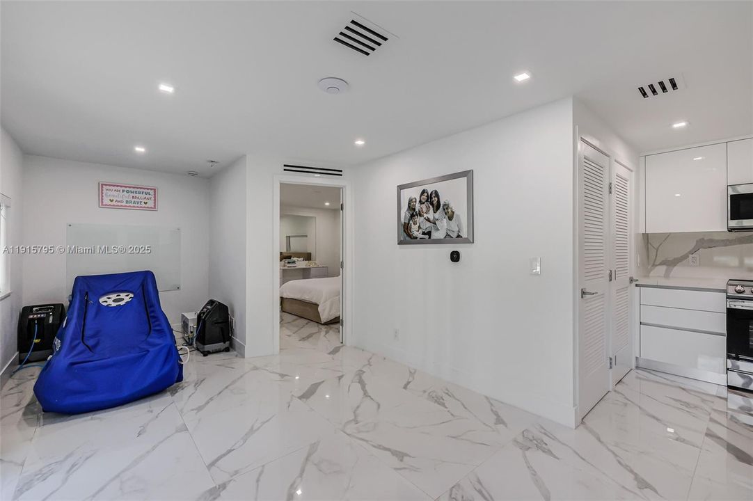 En Renta: $26,500 (6 camas, 6 baños, 4606 Pies cuadrados)