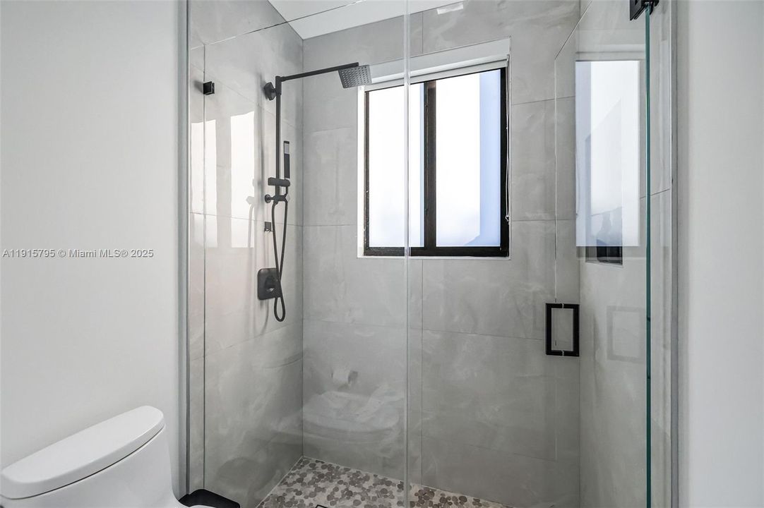 En Renta: $26,500 (6 camas, 6 baños, 4606 Pies cuadrados)