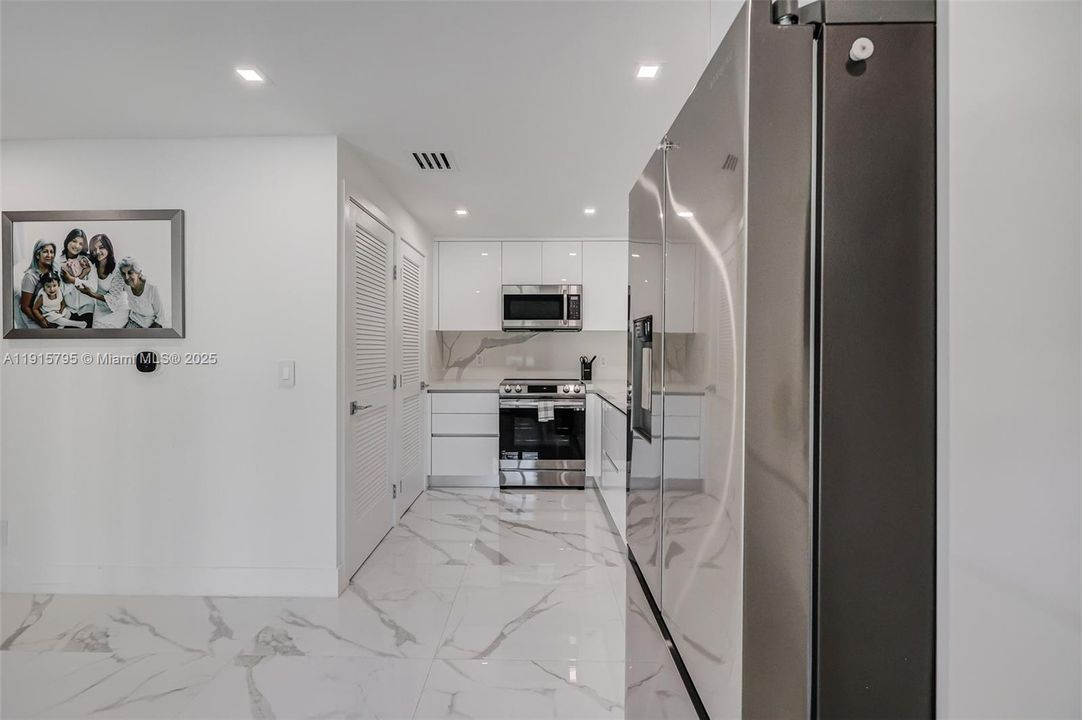 En Renta: $26,500 (6 camas, 6 baños, 4606 Pies cuadrados)