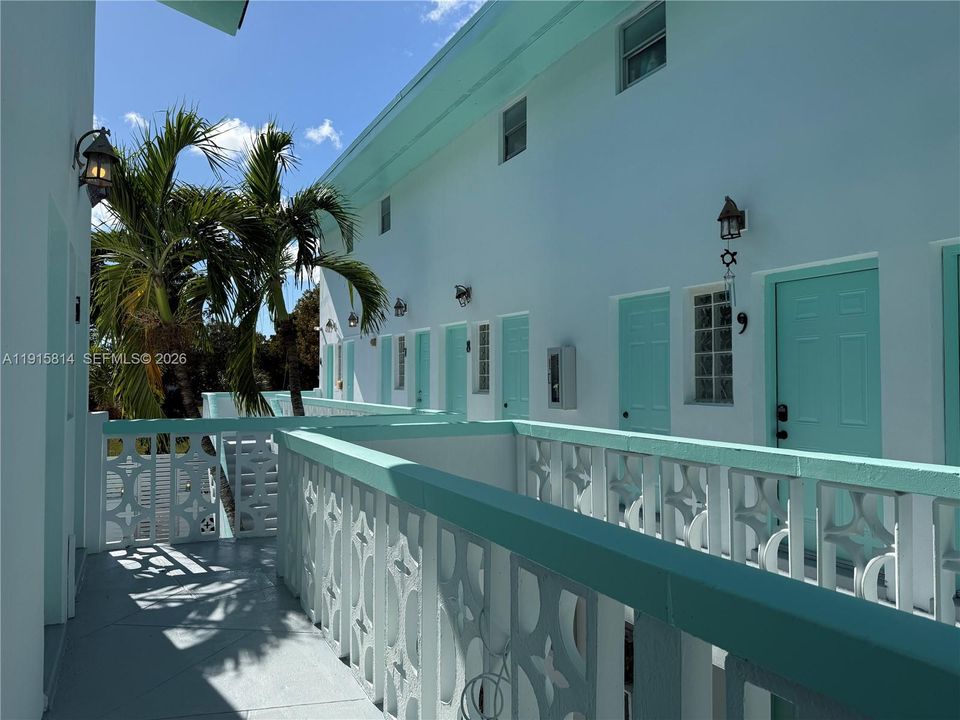 出租: $1,700 (1 贝兹, 1 浴室, 576 平方英尺)