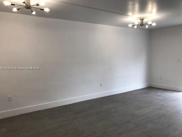 Под контрактом: $1,950 (2 спален, 2 ванн, 817 Квадратных фут)