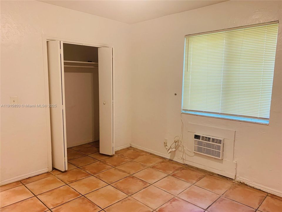 For Rent: $1,599 (1 beds, 1 baths, 500 Square Feet)