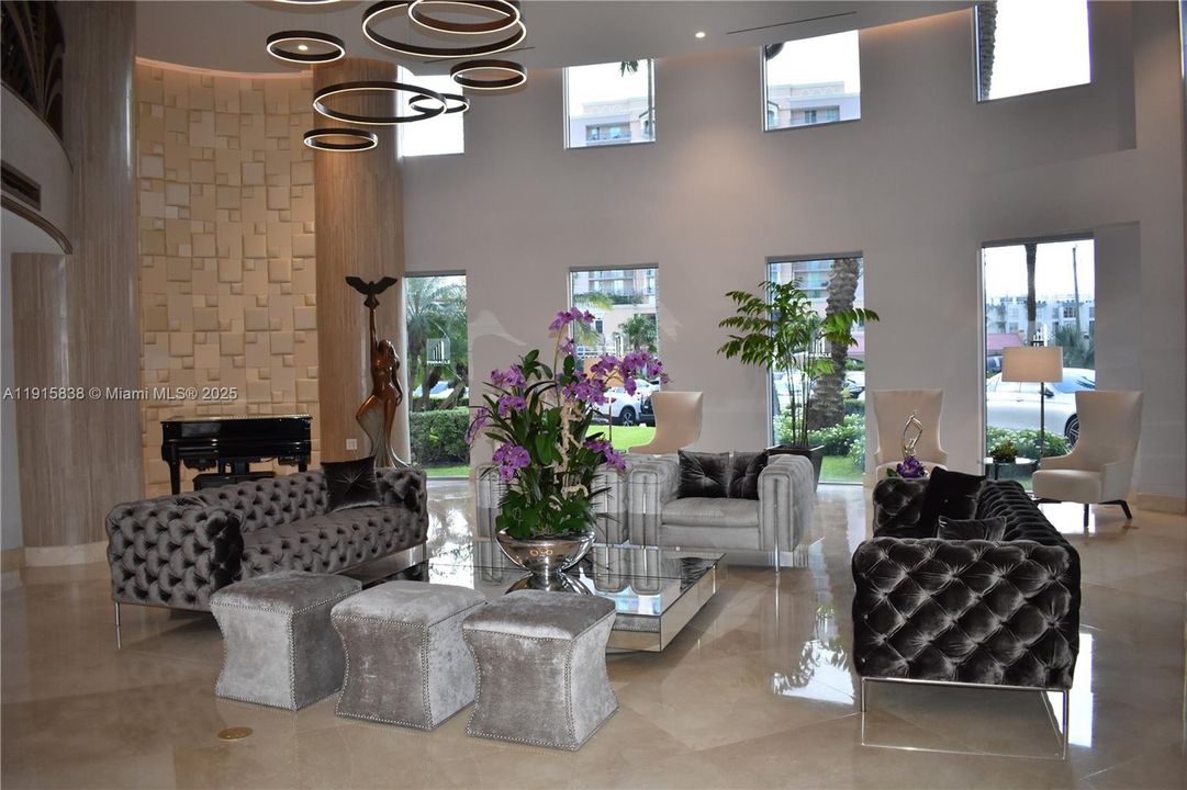 待售: $1,389,000 (2 贝兹, 2 浴室, 1590 平方英尺)