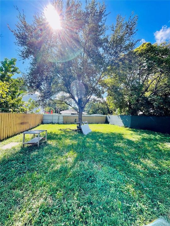 Active With Contract: $445,000 (4 beds, 2 baths, 1427 Square Feet)