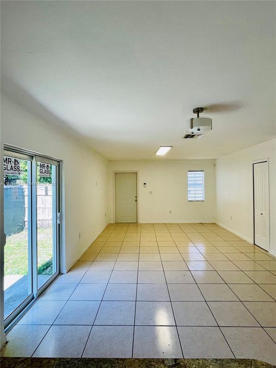 Active With Contract: $445,000 (4 beds, 2 baths, 1427 Square Feet)